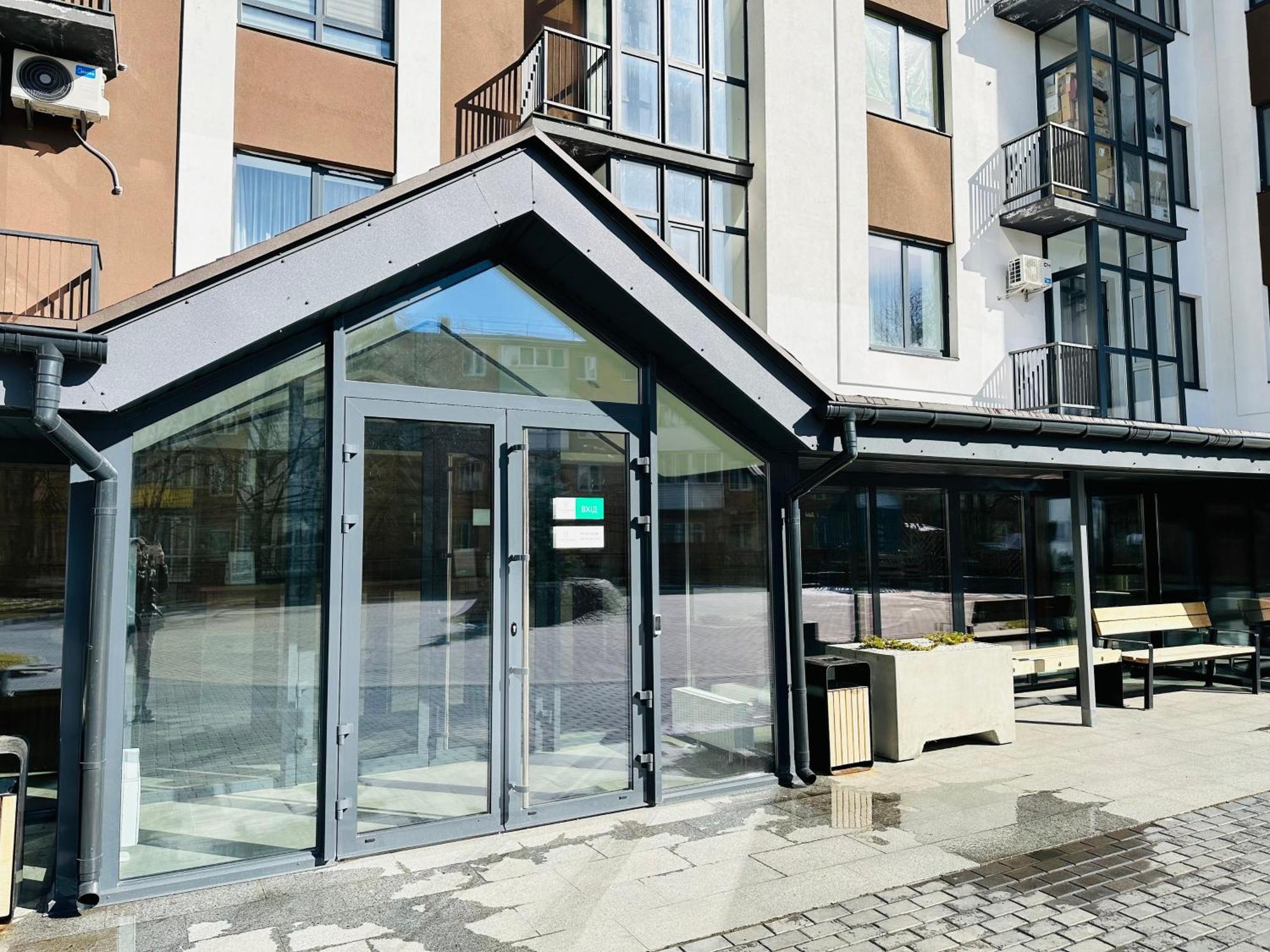 Modern Apartments With A Coffee Machine In The City Center, A View Of The City Rivne Exterior foto